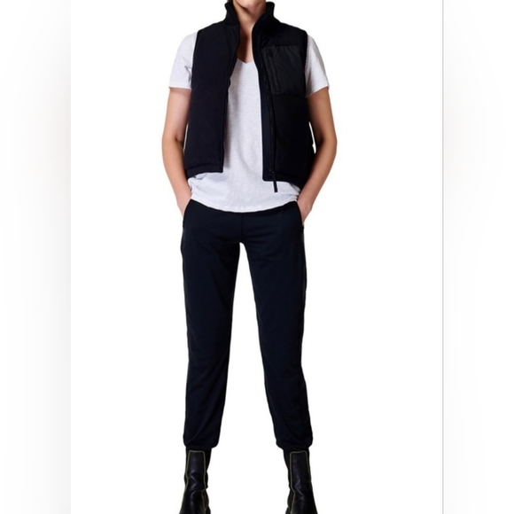 NWT Sweaty Betty Venture Padded Fleece Gilet Vest - Picture 7 of 7